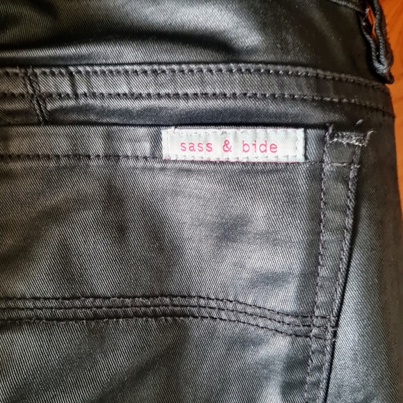 Women's size 26 'SASS & BIDE' Gorgeous black waxed trickalicious jeans - EUC - Picture 6 of 8